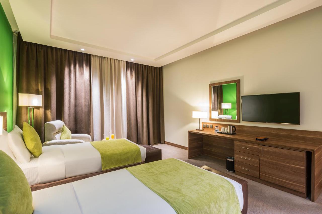 Mena Hotel Tabuk Buitenkant foto