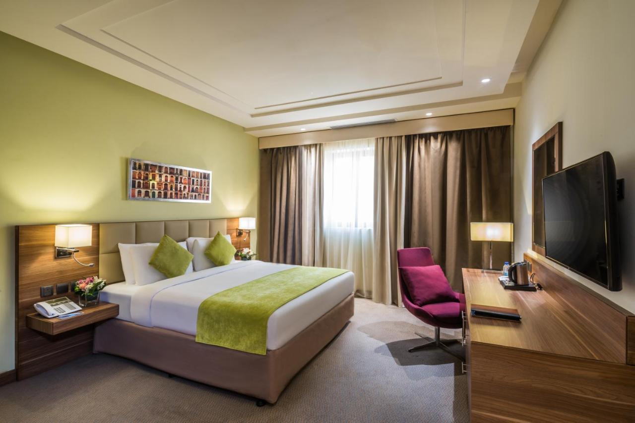 Mena Hotel Tabuk Buitenkant foto