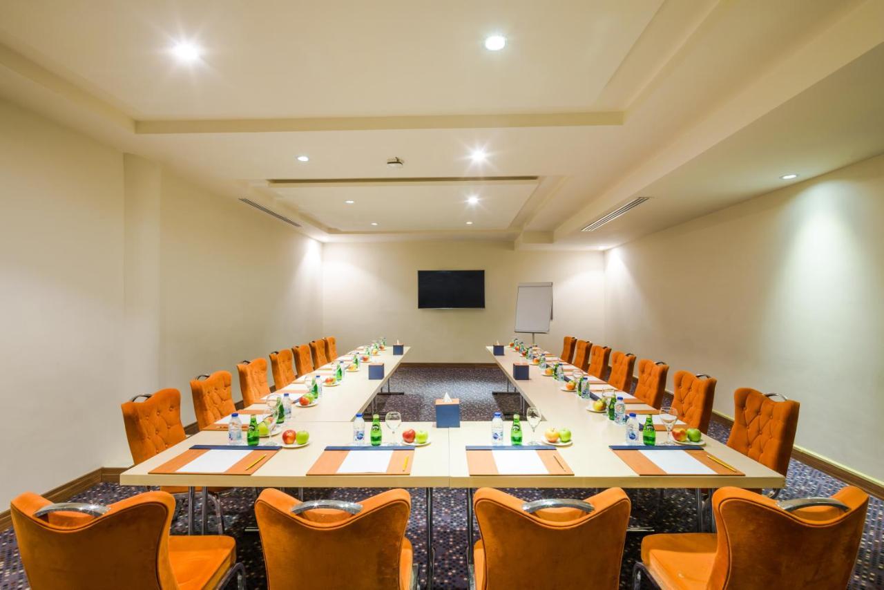 Mena Hotel Tabuk Buitenkant foto
